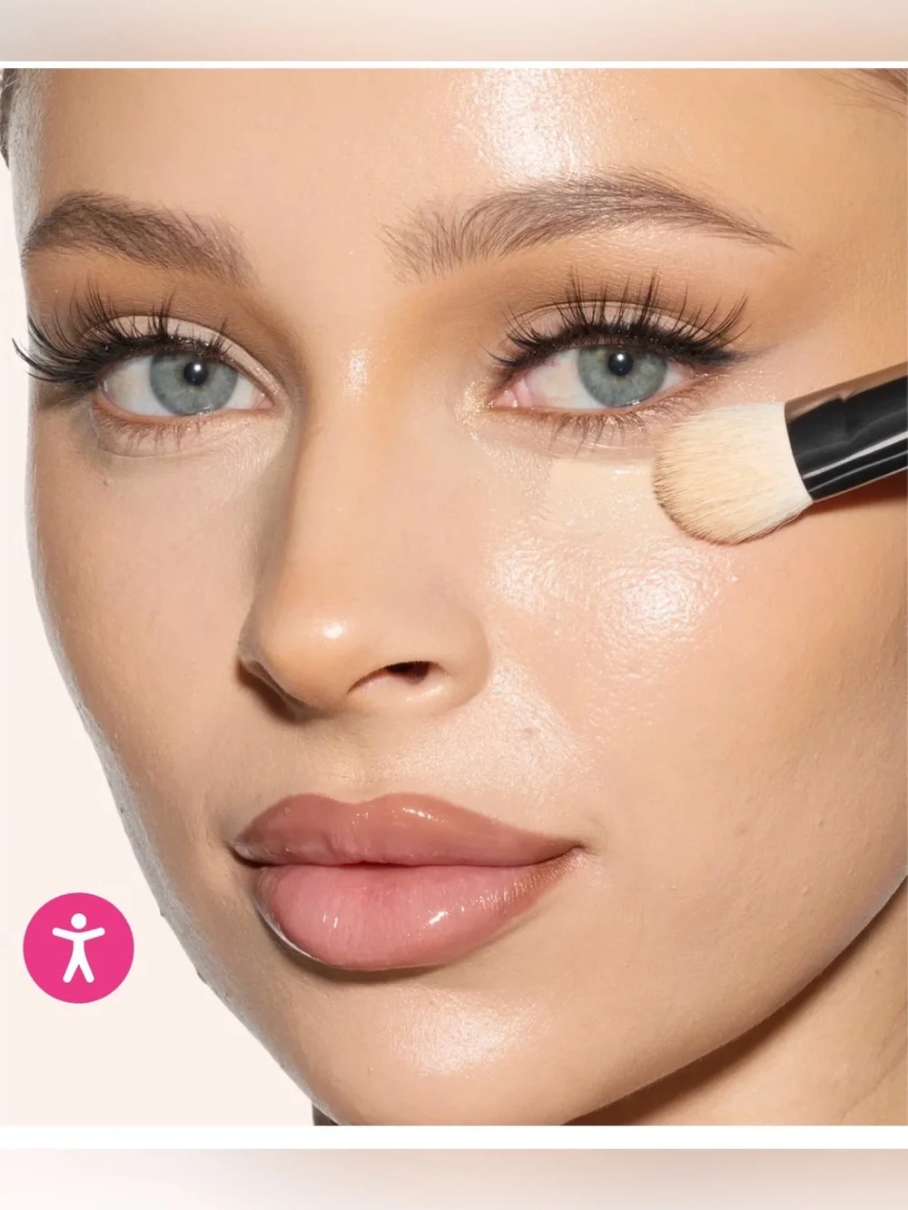 🆕 Huda Beauty Undereye Buff Brush ✨unused in box✨